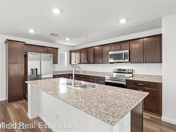 2nd image of 2845 Copper Wind Ln Building 39