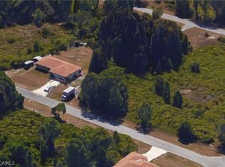 3217 43rd St SW, Lehigh Acres, FL 33976