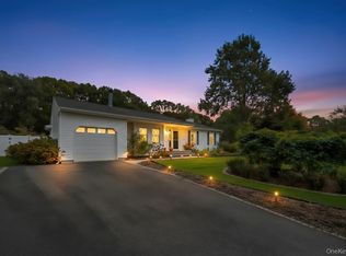 47 Evelyn Ct, Manorville, NY 11949