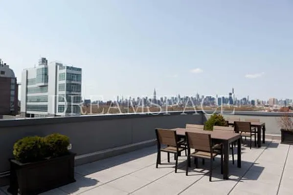 Rented by Dream Space Realty | media 12