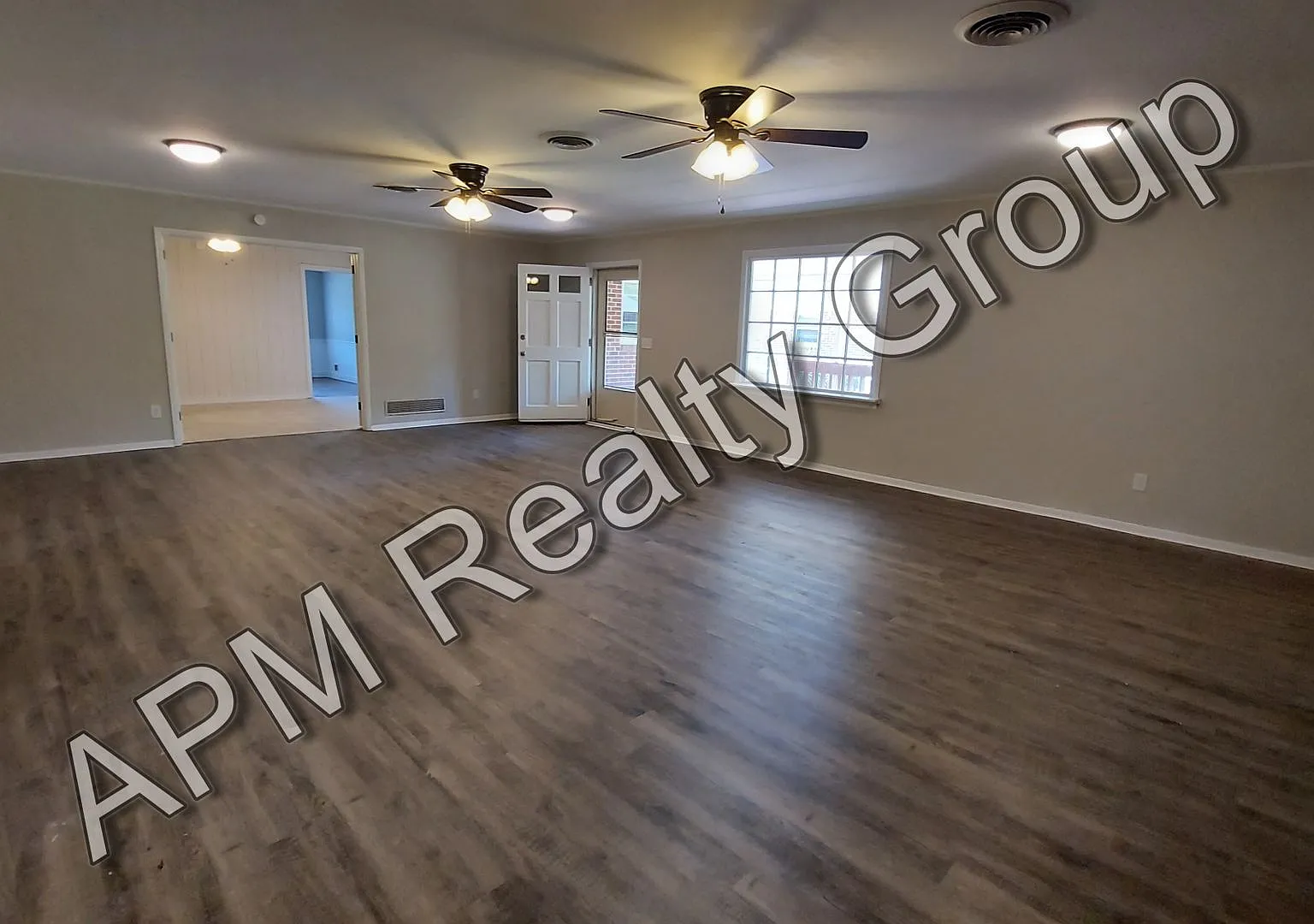 Renovated three bedroom house — Photo 3