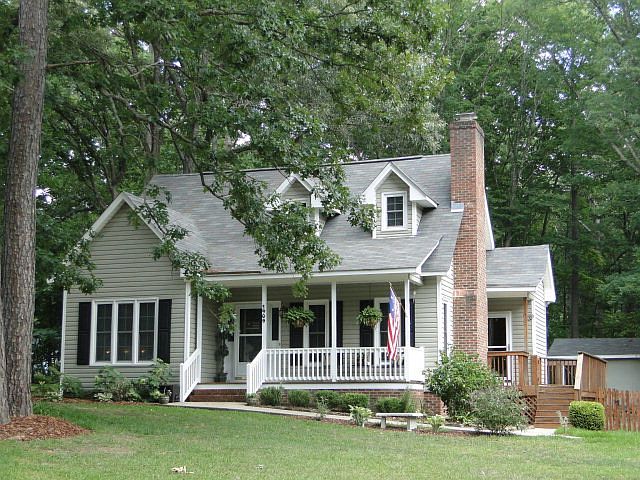 1st image of 1909 Plantation Dr