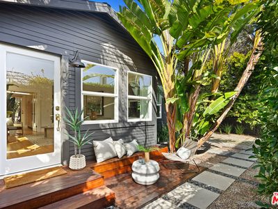 725 Broadway St, Los Angeles, CA, 90291