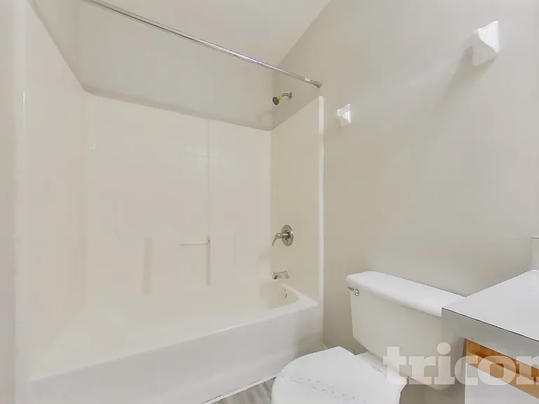 353 Comfort Dr — Photo 16
