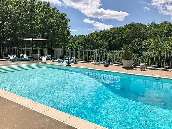 pool & view of forest