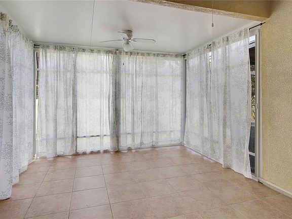 3rd image of 6039 Osprey Lake Cir
