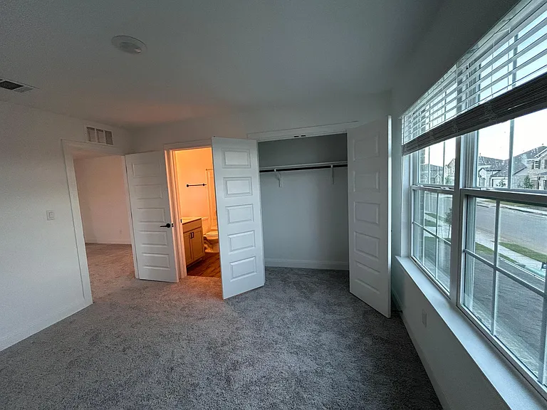 11900 Paseo De Los Lagos Ln — Photo 44