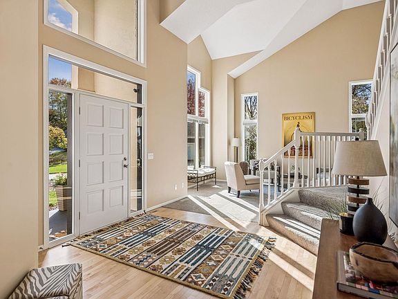3rd image of 8217 W 93rd Street Cir