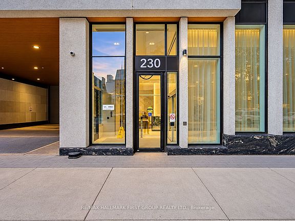 2nd image of 230 Simcoe St #1235