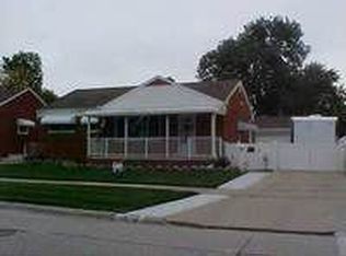 1570 Gregory Ave, Lincoln Park, MI 48146