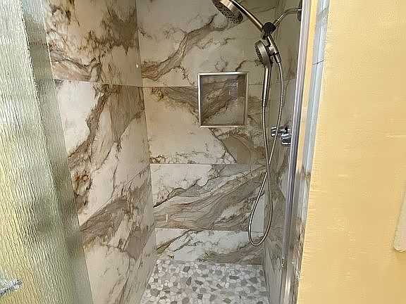 5th image of 2544 E Campbell Ave