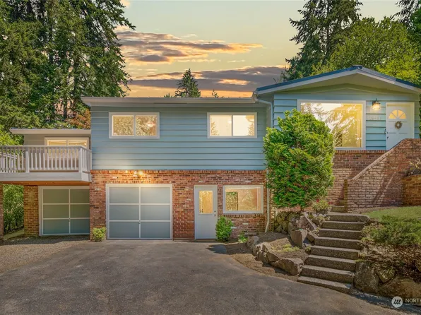 18436 Ballinger Wy NE, Lake Forest Park, WA 98155