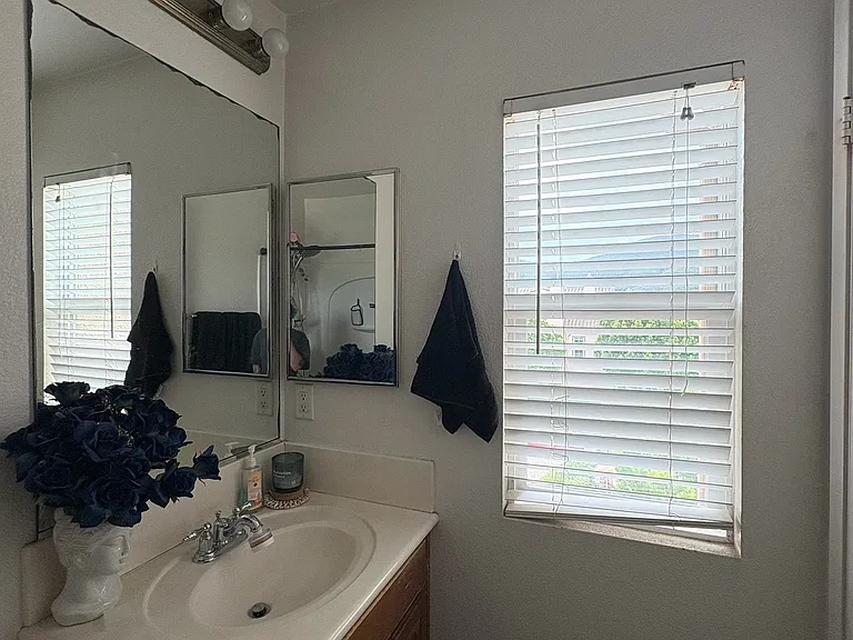 587 Almond Rd — Photo 22