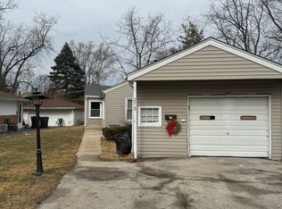 2818 Tennyson Pl, Hazel Crest, IL 60429