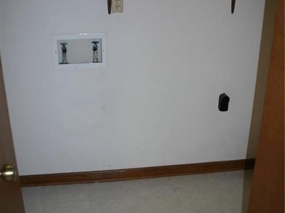 4th image of 873-873 S Grant St #877