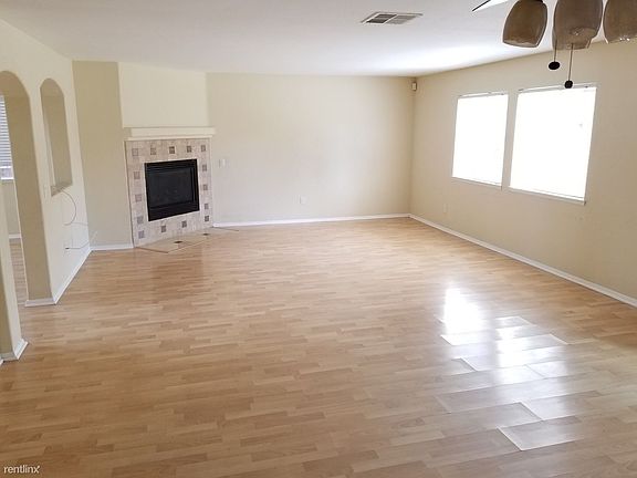 5th image of 3621 Brentridge Dr