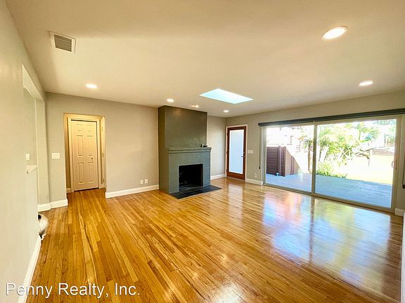 4th image of 1447 Reed Ave