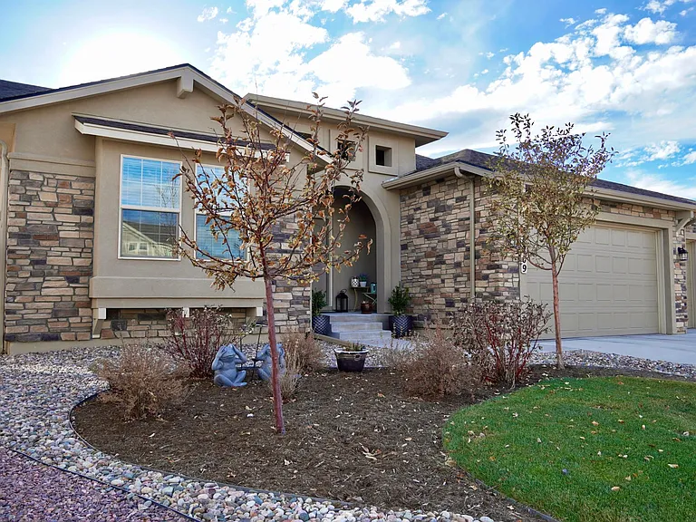 8409 Crooked Branch Ln — Photo 3