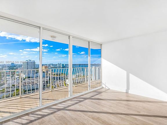 5th image of 7601 E Treasure Dr APT 2203