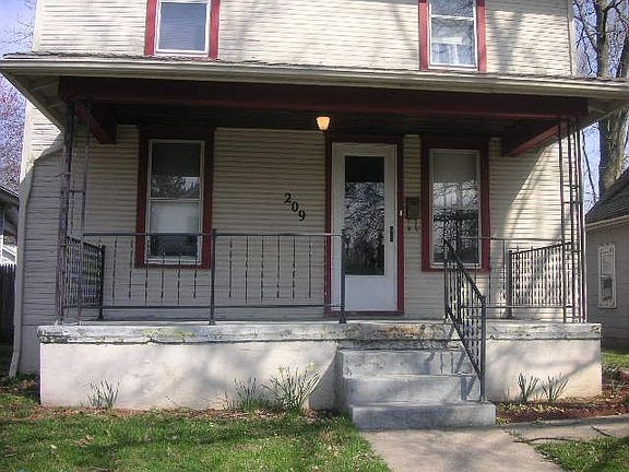 4th image of 209 Franklin St
