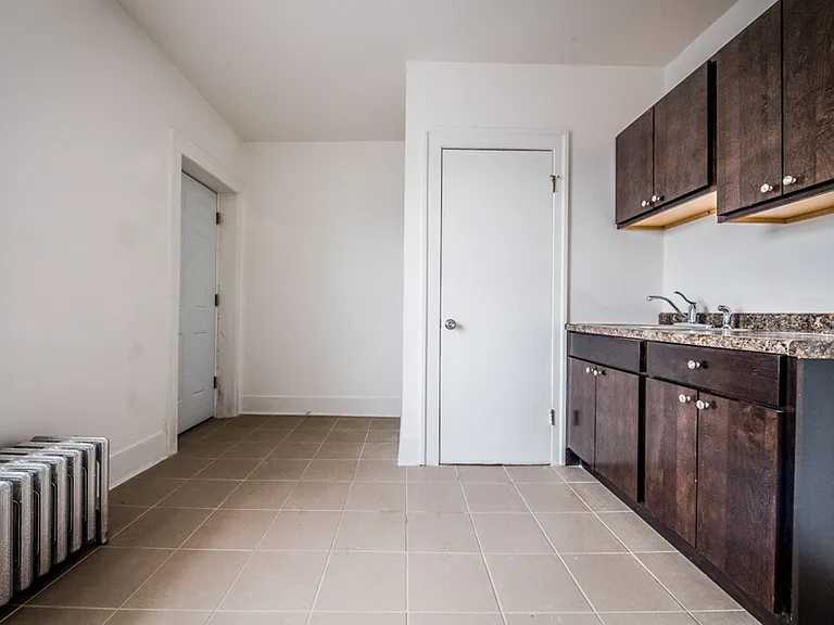 5328 W Harrison — Photo 12