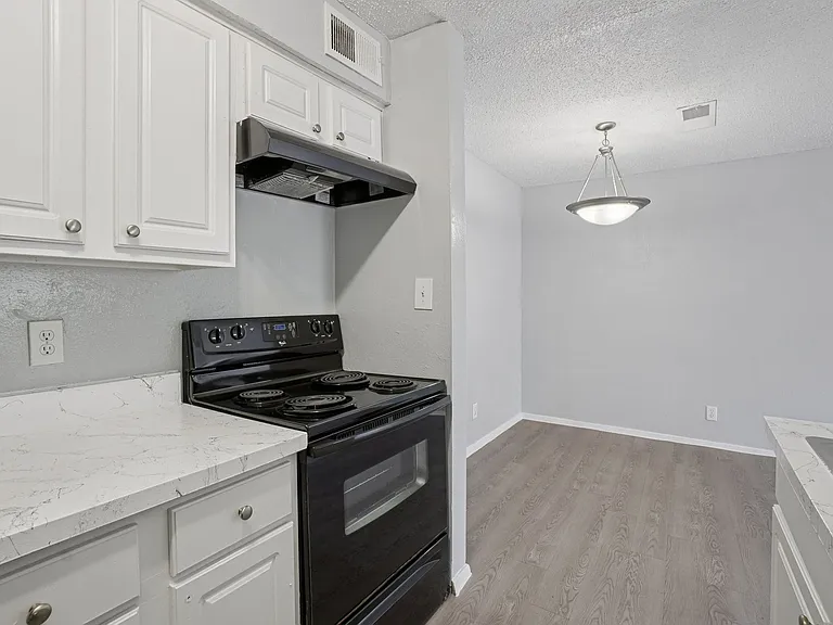 Don't Miss Out Biltmore Homes Leasing Fast — Photo 112