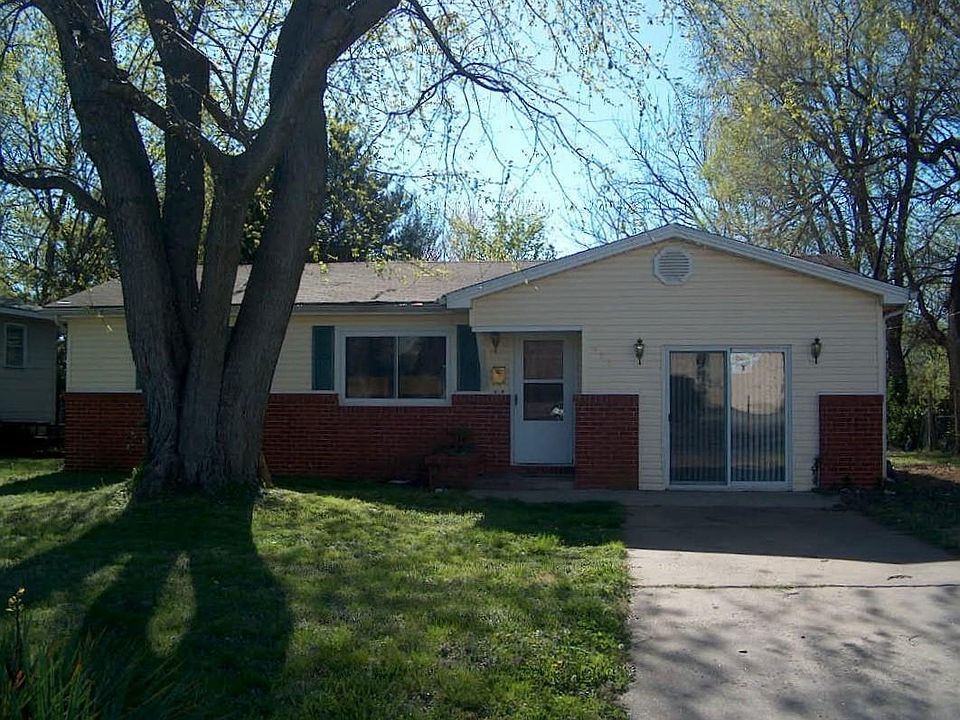 Front View of Home