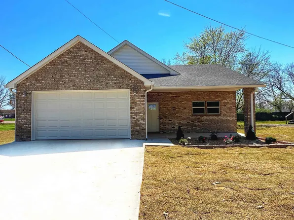 1952 Stallings Rd, Humboldt, TN 38343