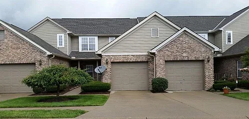 4642 Court Yard Dr Photo 1 4642 Court Yard Dr Photo 1