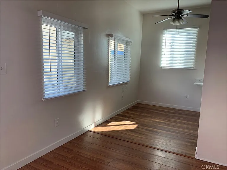 212 S Vail Ave #1/2 — Photo 10