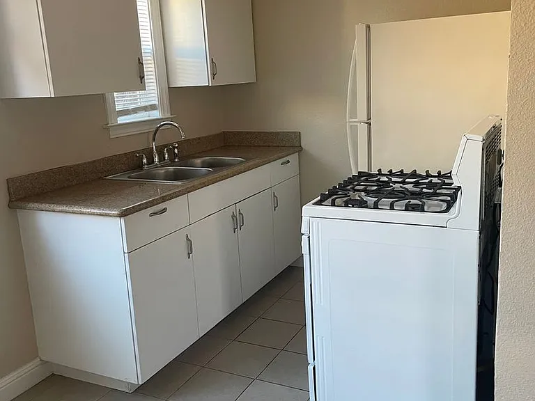 116 Pine St #126 — Photo 3