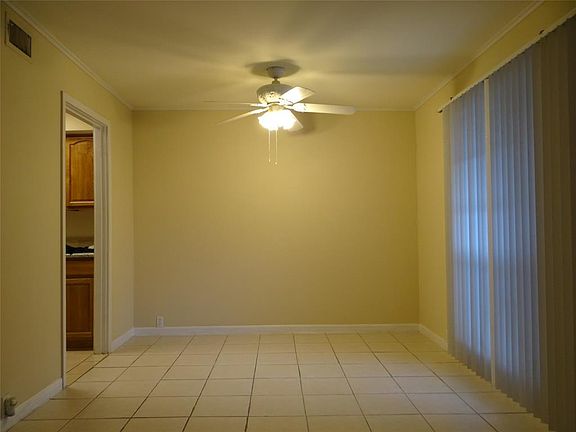 4th image of 7510 Shadyvilla Ln