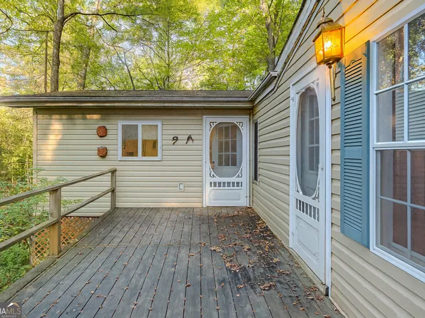 11 Copperhead Ln, Clayton, GA 30525