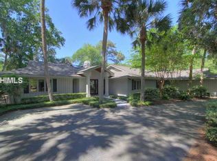 8 Woodbine Pl, Hilton Head Island, SC 29928