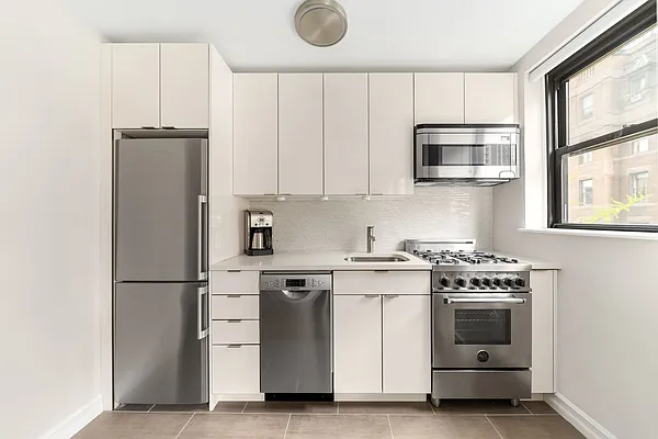 Sold by Compass | media 11