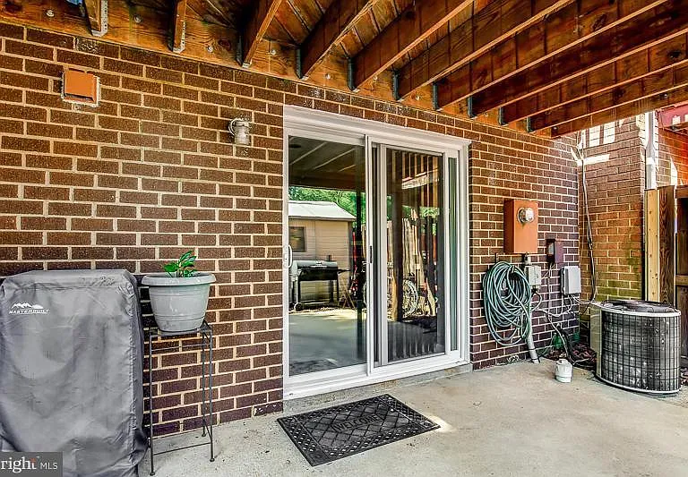 5217 Harbor Court Dr — Photo 14