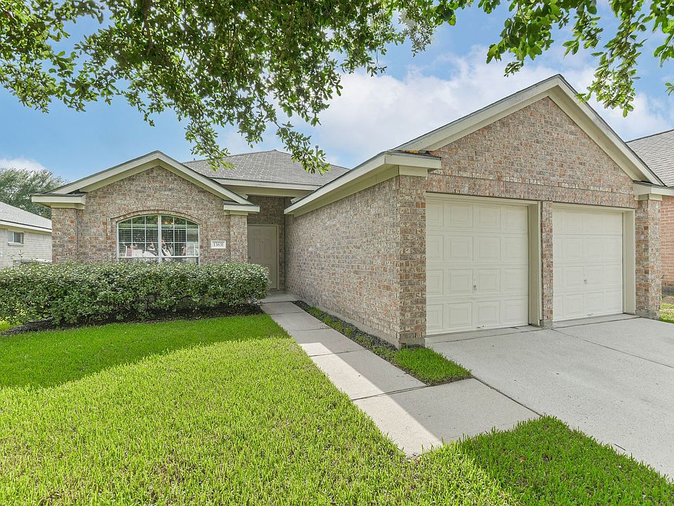 1st image of 13831 Hillingdale Ln