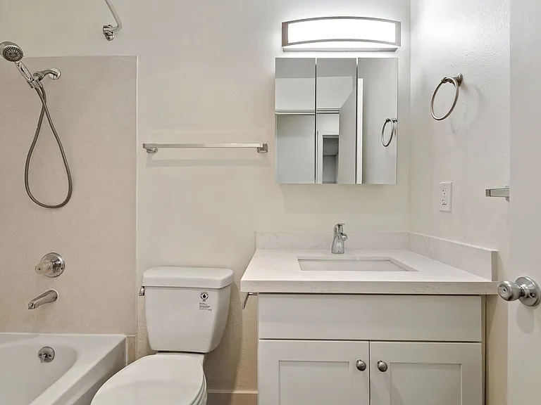 Stonebridge Apartments — Photo 112