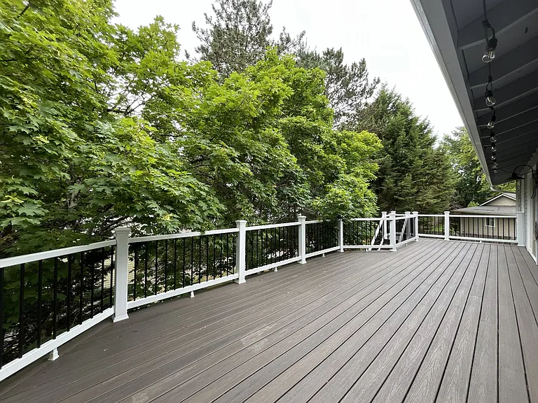 17688 NW Dogwood Ct — Photo 46