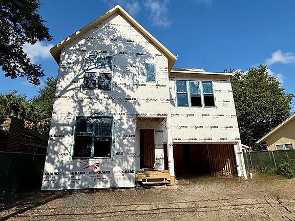 3rd image of 2603 Julian St