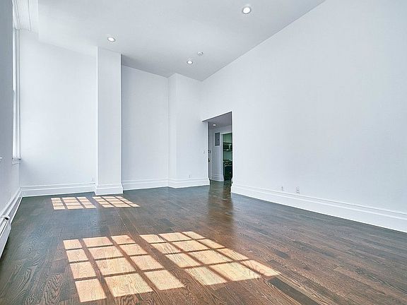 4th image of 327 Saint Nicholas Ave #4CC