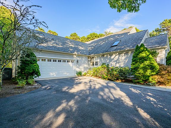 4th image of 57 Cairn Ridge Road