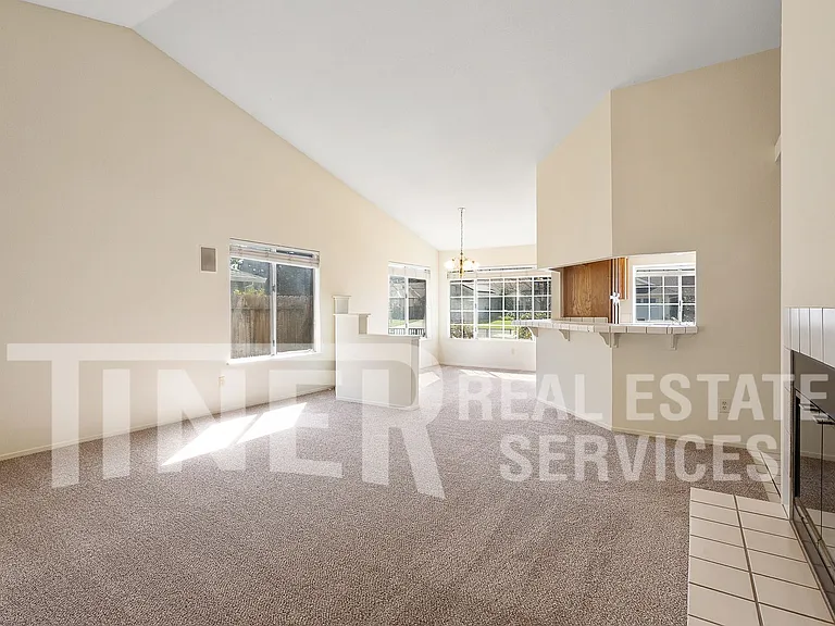 9071 Brevard Dr — Photo 3