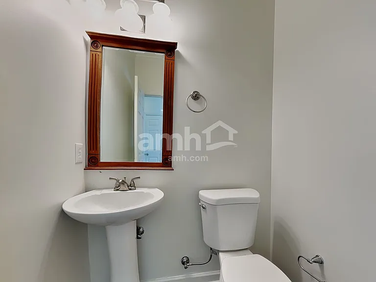 7036 Sage Ln — Photo 7