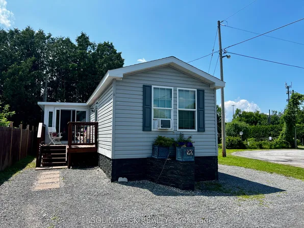 3535 Saint Joseph Blvd #90, Ottawa, ON K4A 0Z6