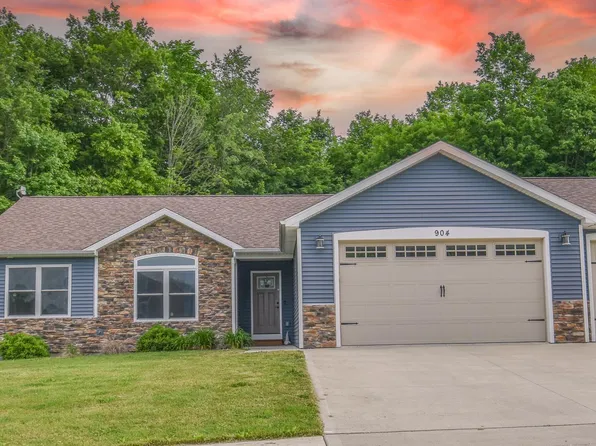 904 Nicholas Trl, Fremont, IN 46737