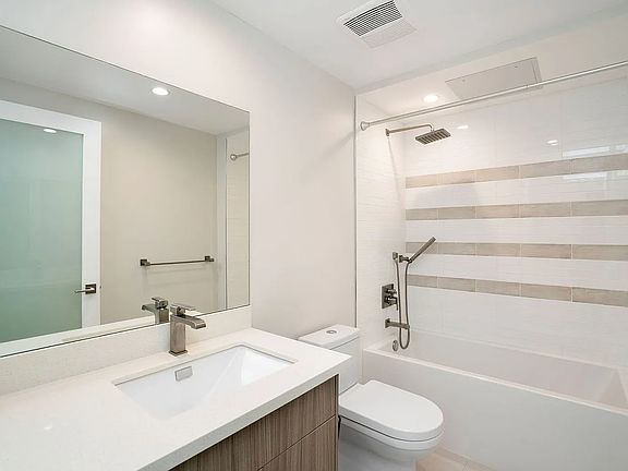 5th image of 5551 Bonner Ave #O205