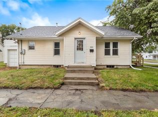 2301 Champaign Ave, Mattoon, IL 61938