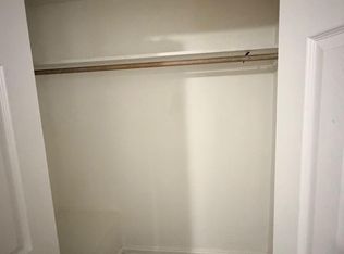 916 N Prairie Ave, Joliet, IL 60435