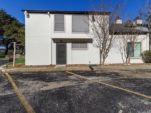 2nd image of 1101 PARKVIEW DR #B15